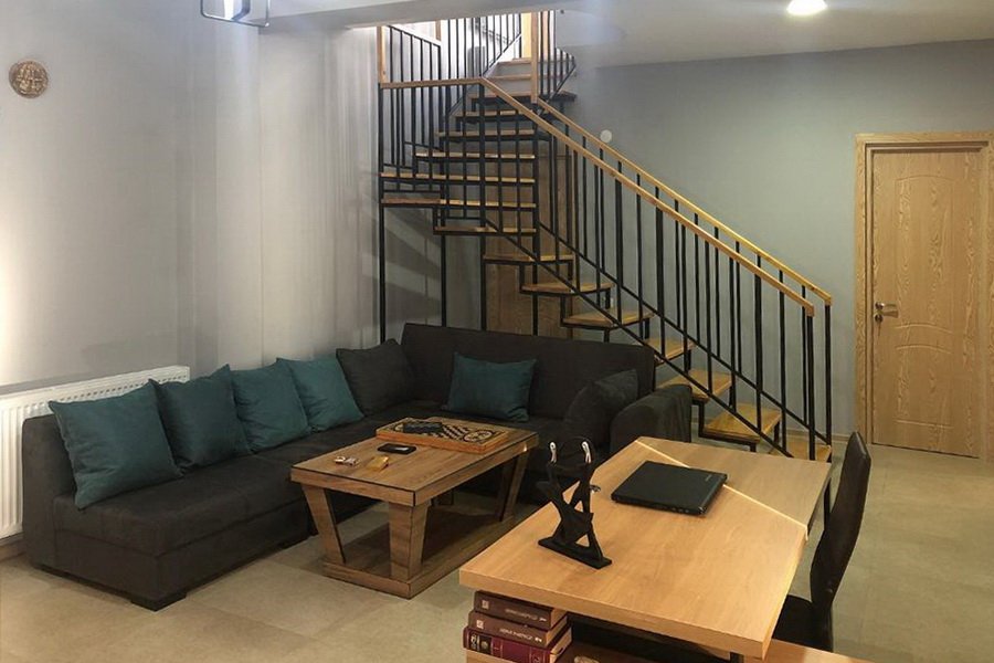 Lobby a společný prostor hotelu Horizon v Kazbegi