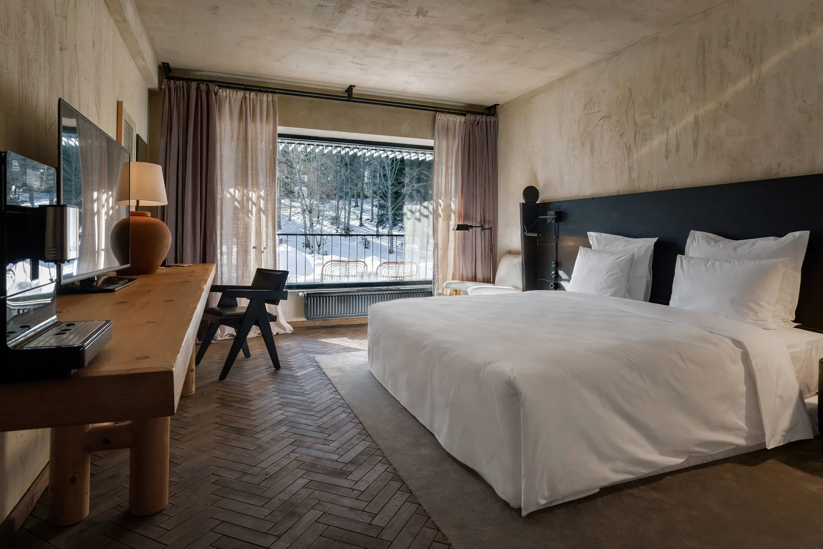 Standard-Kingzimmer mit Bergblick im Kokhta Bakuriani in Bakuriani, Georgien