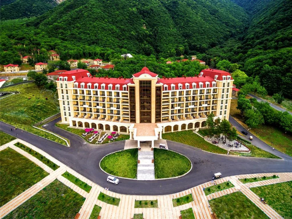 Widok z lotu ptaka na budynek, Marxal Resort & Spa w Szeki, Azerbejdżan