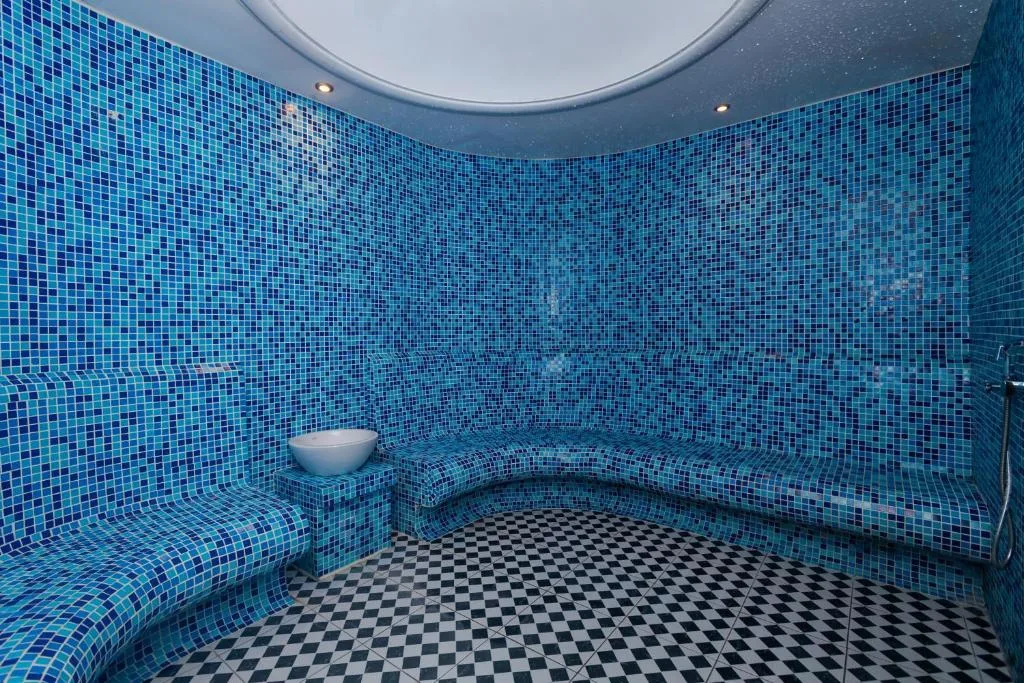 Łaźnia parowa z niebieską mozaiką, Marxal Resort & Spa w Szeki, Azerbejdżan
